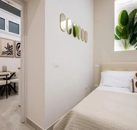 Room17maradona Center